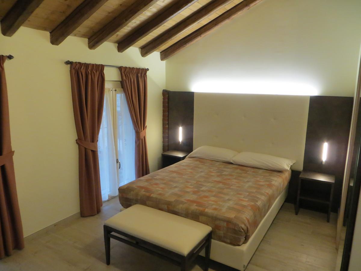 Agriturismo Le Risaie バジーリオ エクステリア 写真