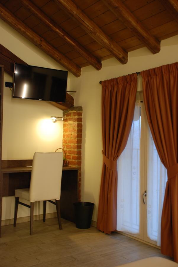 Agriturismo Le Risaie バジーリオ エクステリア 写真